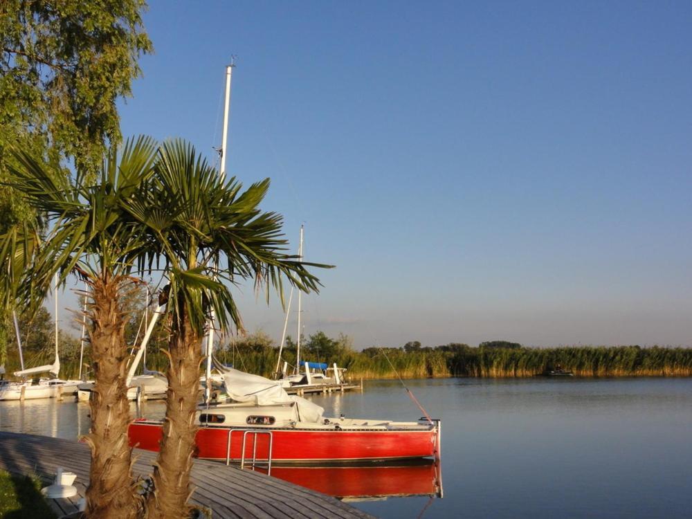 Hoteldorf Seepark Weiden Weiden am See Exteriér fotografie